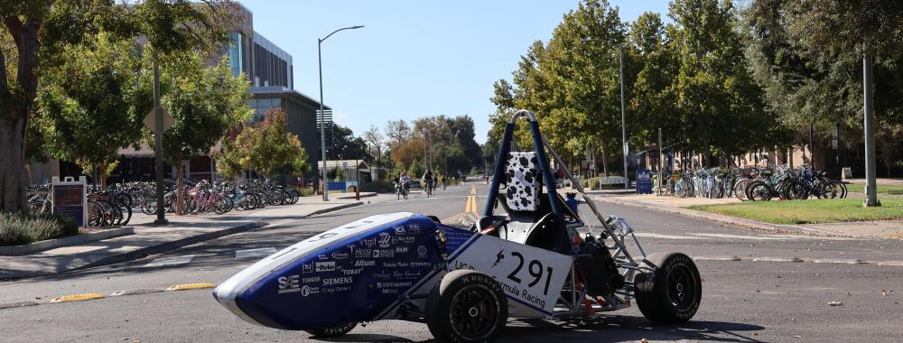 FE10 in front of the Silo roundabout